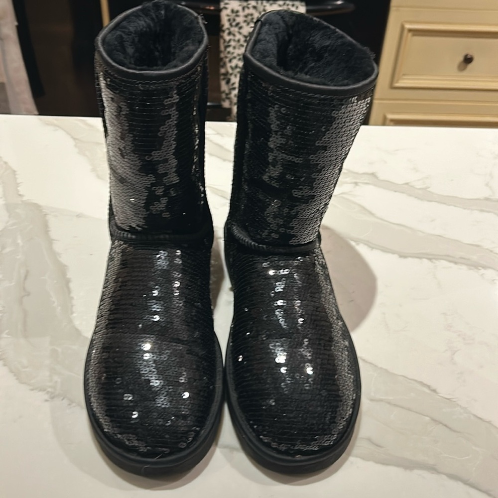 Ugg Classic Short Sequin Boots- Barely worn.